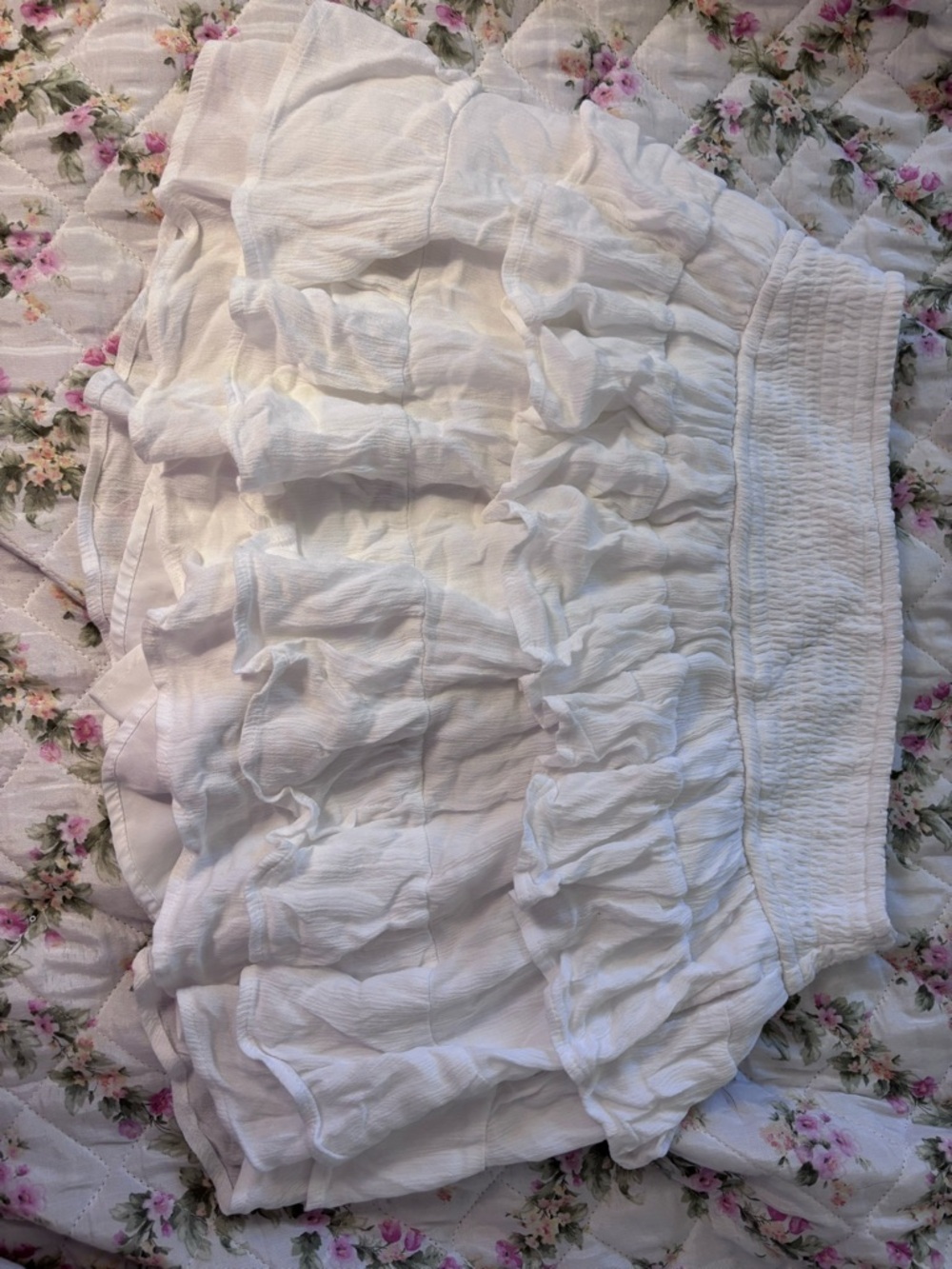 Hollister White Ultra High-Rise Smocked Mini Skirt
